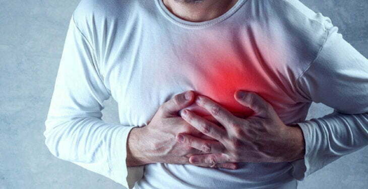 Tại sao tiêu huyết khối chống chỉ định trong đau thắt ngực không ổn định?